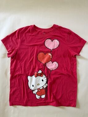 Hello Kitty Pink & Red Balloon Graphic women’s Tee: XL